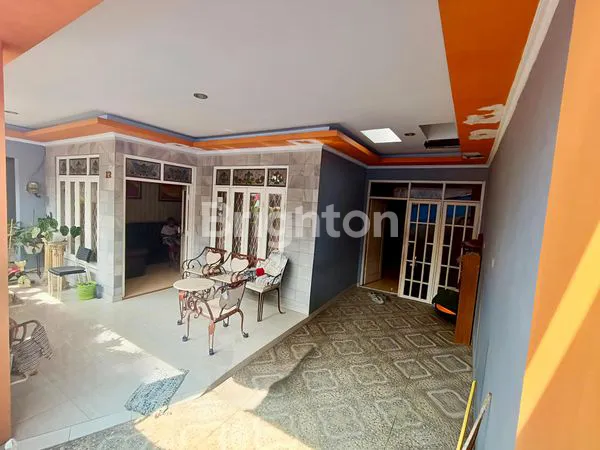 image RUMAH 2 LANTAI TAMAN DUTA DEKAT TOL JUANDA DEPOK (2)