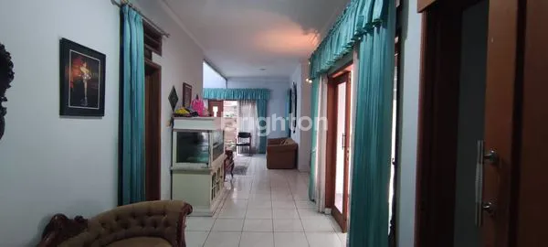 image RUMAH ASRI 250M² LB, SHM DI BANDUNG (5)