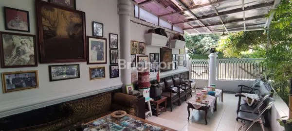 image RUMAH ASRI 250M² LB, SHM DI BANDUNG (8)