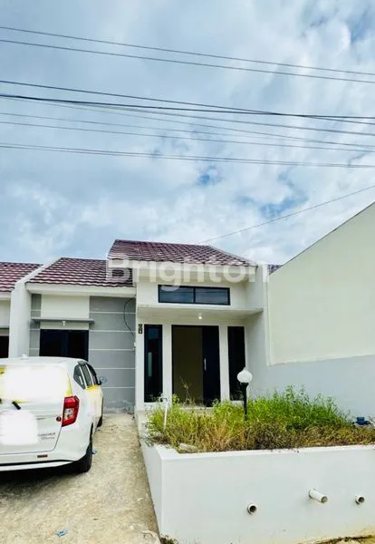 image DISEWAKAN RUMAH ASRI 2KT DI GADING PRATAMA - DEKAT TOL, SIAP HUNI (1)