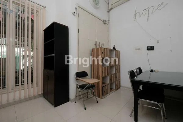 image RUMAH BENTUK KANTOR SIAP HUNI RUNGKUT SURABAYA (3)