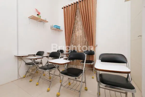 image RUMAH BENTUK KANTOR SIAP HUNI RUNGKUT SURABAYA (4)