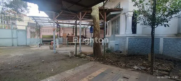 image RUMAH KLASIK TENGAH KOTA BUAHBATU BANDUNG (4)