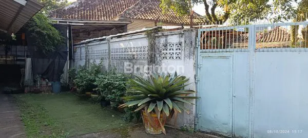 image RUMAH KLASIK TENGAH KOTA BUAHBATU BANDUNG (5)