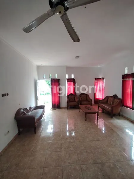 image RUMAH HOOK MEWAH 3KT DI VILLA PELANGI, DEKAT TOL BEKASI TIMUR (4)