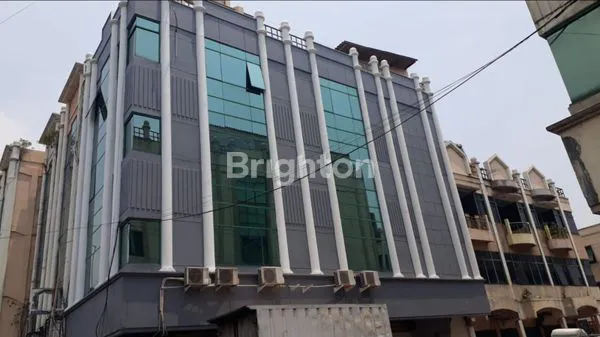 image RUKO PENGAMPON SQUARE LOKASI STRATEGIS HOOK MENGHADAP JALAN RAYA (1)