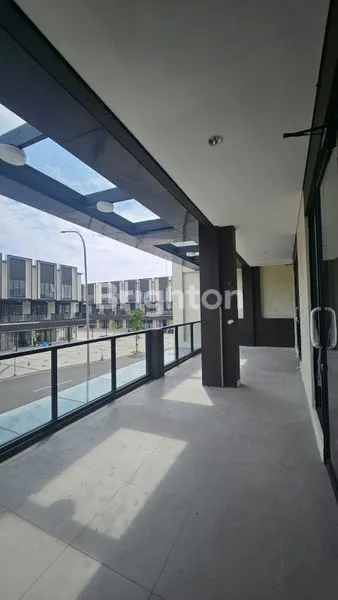 image RUKO SORRENTO GRANDE WEST, GANDENG SUDAH DIJEBOLKAN, SANGAT STRATEGIS, 3 LANTAI (8)