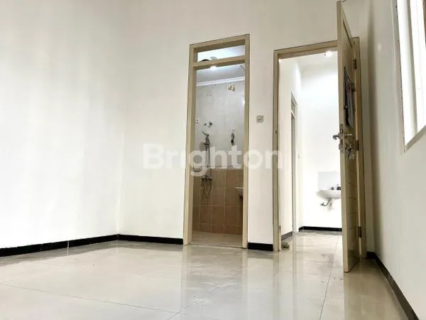 image RUMAH 2ND PANTAI MENTARI SURABAYA LUAS 9X17 HADAP SELATAN SHM BISA KPR (4)