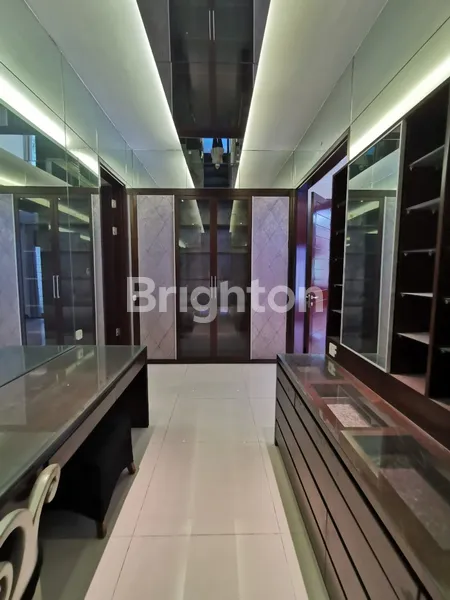 image LANGKA.... RUMAH MEWAH SIAP HUNI SANGAT TERAWAT SELANGKAH KE ROCA SPORT CENTRE DAN APARTMENT ROSEBAY GRAHA FAMILI (6)