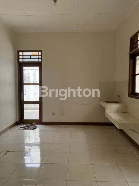 image RUMAH ASRI & LUAS DI TAMAN YASMIN V (7)