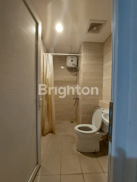 image 2 BEDROOM APARTEMEN SPRINGWOOD RESIDENCE SEMI FURNISH (5)