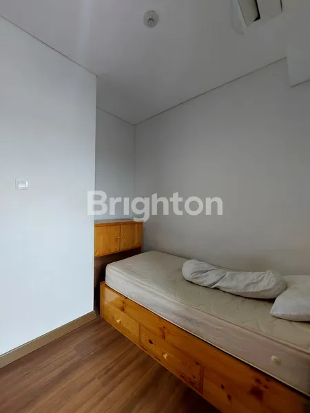 image 2 BEDROOM APARTEMEN SPRINGWOOD RESIDENCE SEMI FURNISH (7)