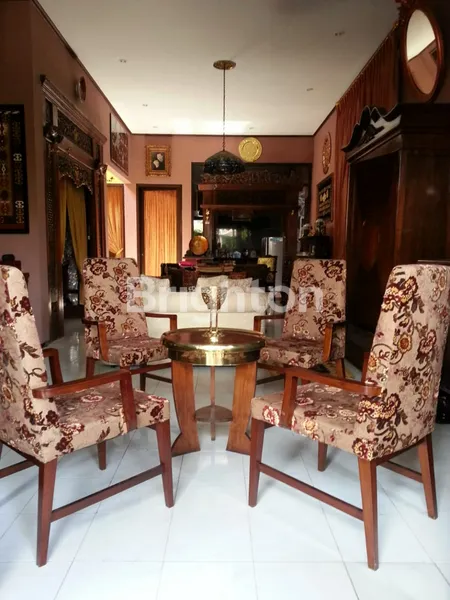 image RUMAH 2 LANTAI BERNUANSA BALI, NIRWANA EKSEKUTIF-SURABAYA (1)