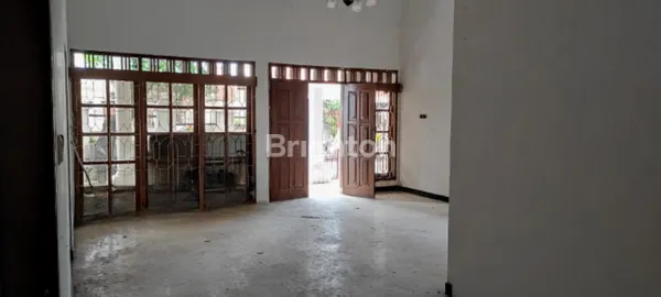 image RUMAH LEBAR 12 MURAH SIDOSERMO ROW JALAN 3 MOBIL DEKAT PANJANG JIWO, JEMURSARI, BENDUL MERISI, MARGOREJO, PRAPEN INDAH (2)