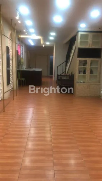 image RUKO 3 LANTAI SUDAH RENOVASI SIAP PAKAI UNTUK USAHA ATAU KANTOR (5)