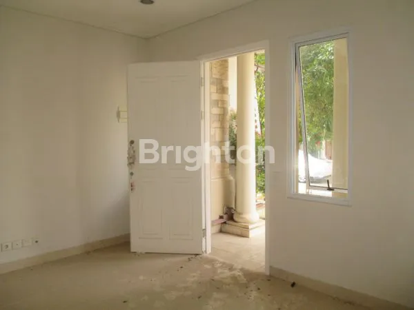 image RUMAH MINIMALIS 2 LANTAI VANYA PARK CLUSTER ASSANA (6)