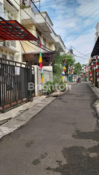 image RUMAH GROGOL LOKASI STRATEGIS  (3)