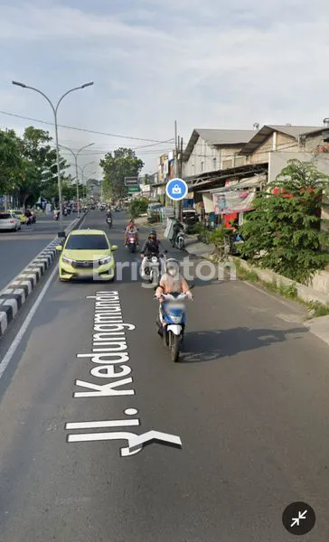 image SIYAP CUAN. GUDANG STRATEGIS PINGGIR JALAN BESAR. DI JL. KEDUNGMUNDU RAYA. SEMARANG SELATAN. (6)