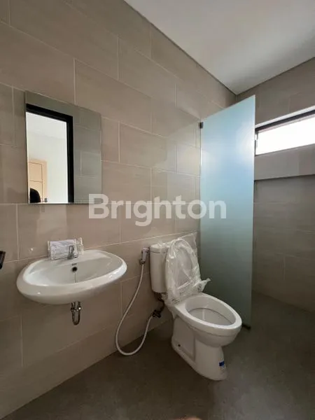 image RUMAH BARU DI KEMANG PRATAMA BEKASI (5)