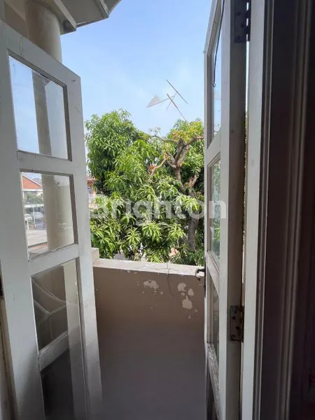 image RUMAH EKSKLUSIF DI CLUSTER FLORENCE, PERUMAHAN KOTA WISATA (8)