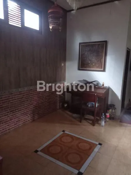 image RUMAH JUAL CANTIK MIJEN BELAKANG PASAR ACE (3)