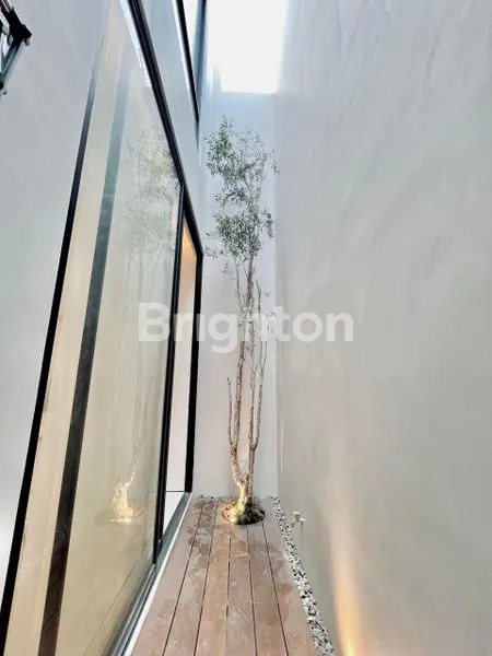 image RUMAH 2 LANTAI SUTOREJO DEKAT RAYA MULYOSARI (7)