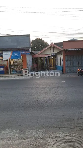 image RUMAH DI AREA SLG (1)