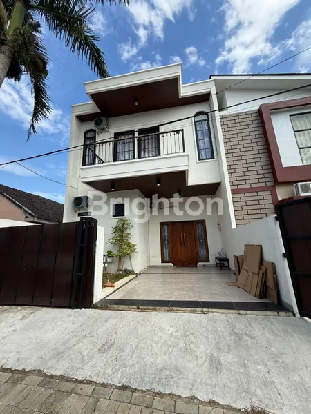 image RUMAH MEWAH 2 LANTAI + KOLAM RENANG DI VILLA KEDAMAIAN ASRI (1)