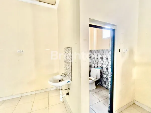 image RUKO STRATEGIS DITENGAH KOTA SOLO (5)