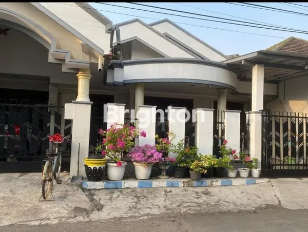 image  RUMAH DI BARUK UTARA RUNGKUT  (1)