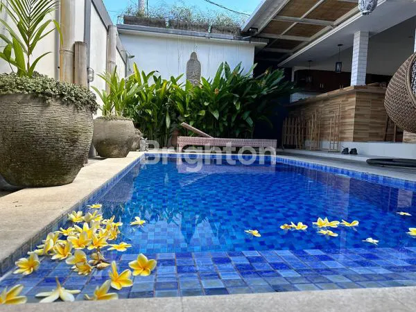 image VILLA DI KEROBOKAN DEKAT SEMINYAK CANGGU  (1)