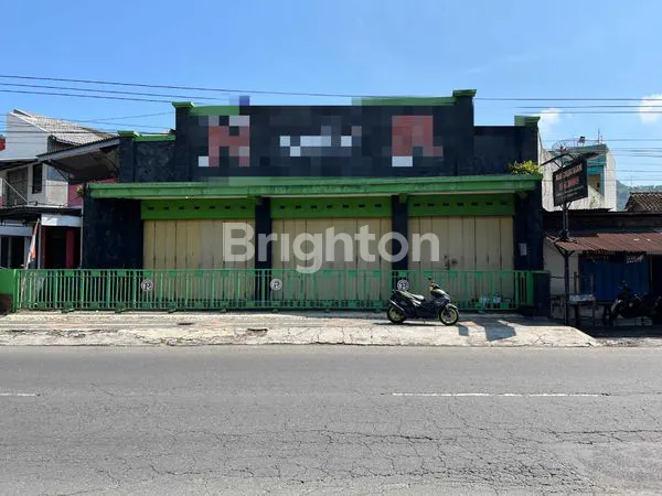 image 3 RUKO GANDENG + RUMAH 2 LANTAI DI PUSAT KOTA MAGELANG, SHM (3)