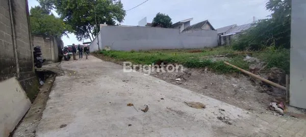 image TANAH RATA, LUAS DI KELILINGI PERUMAHAN  (2)