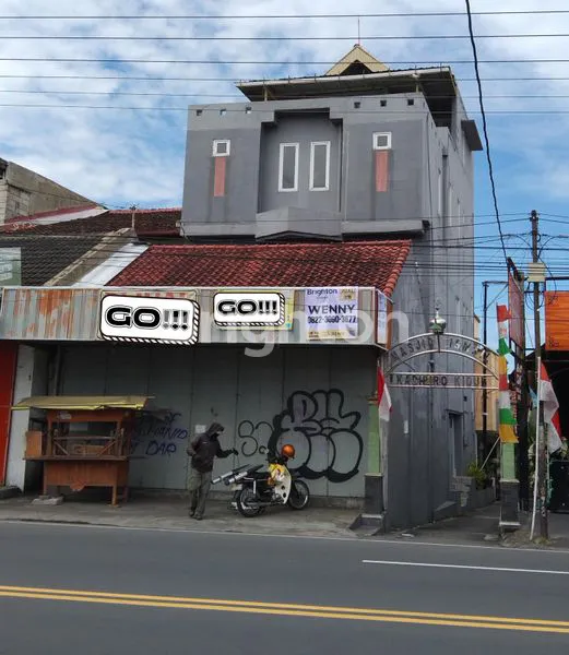 RUKO 3,5 LANTAI, JL. RAYA WATES, JALAN PROVINSI.