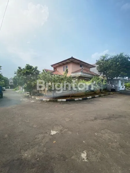 RUMAH HOOK ASRI DI TAMAN YASMIN