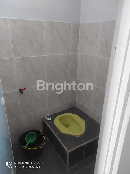 image RUKO 2 LANTAI DI LOKASI STRATEGIS SEMANGGI, PASAR KLIWON, SOLO  (8)