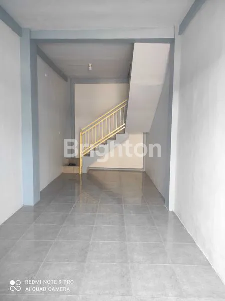 image RUKO 2 LANTAI DI SEMANGGI, PASAR KLIWON, SOLO (2)