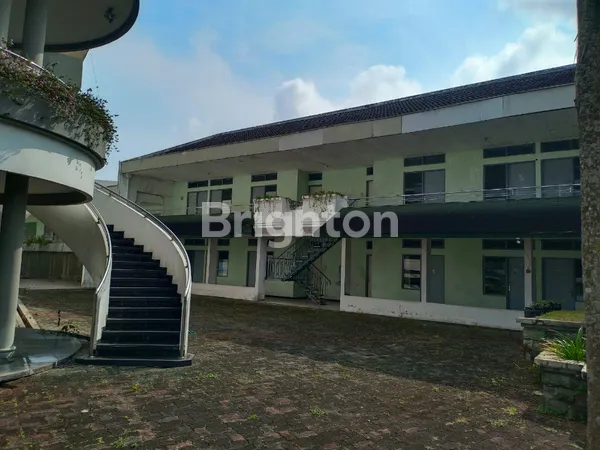 image BELI RUMAH MEWAH BONUS KOS2AN DI PUSAT KOTA (3)