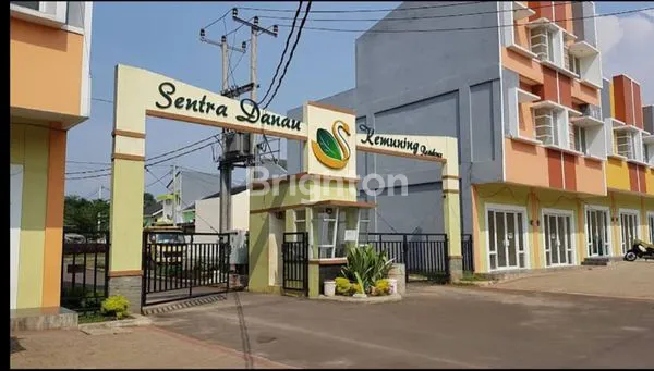 image DIJUAL RUMAH SEGERA SIAP HUNI PERUM SENTRA  DANAU KEMUNING  RESIDENCE,BOJONG GEDE (8)