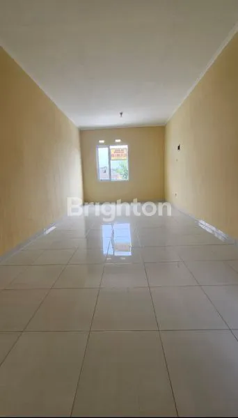 RUKO SEWA/JUAL DISAYAP SOEKARNO HATTA/RIUNG PARKIRAN LUAS