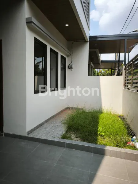 image DIJUAL RUMAH BARU DI SEKTOR GADING SERPONG (2)