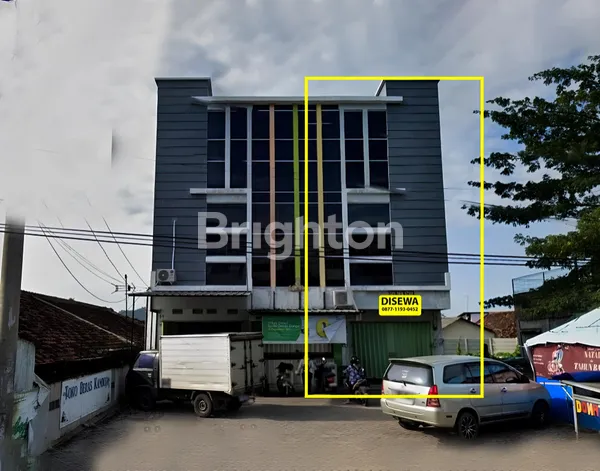 SEWA RUKO 3 LANTAI PINGGIR JALAN KOMODOR DI KEDAMAIAN