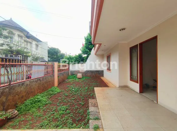 image RUMAH KEMANGGISAN DALAM KOMPLEK RAPIH DAN TERAWAT JAKARTA BARAT (3)