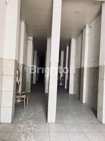 image RUKO STRATEGIS 4 LANTAI, NOL JALAN RAYA SIMO, SURABAYA BARAT, ROW JALAN 3 TRUK (2)
