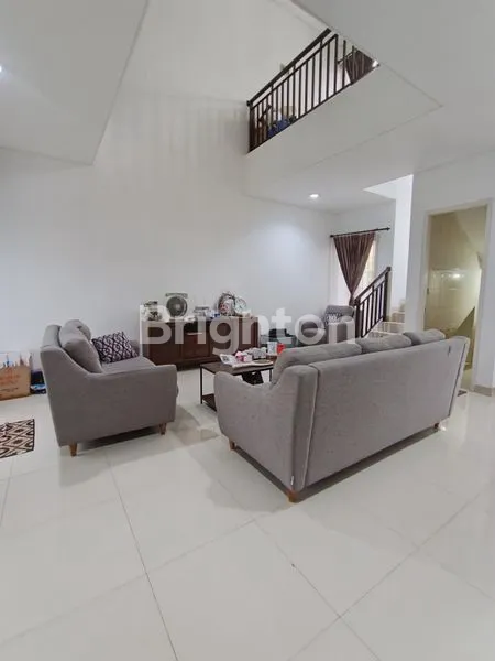 image RUMAH CANTIK DIJUAL DI PERUMAHAN CITRALAND (2)