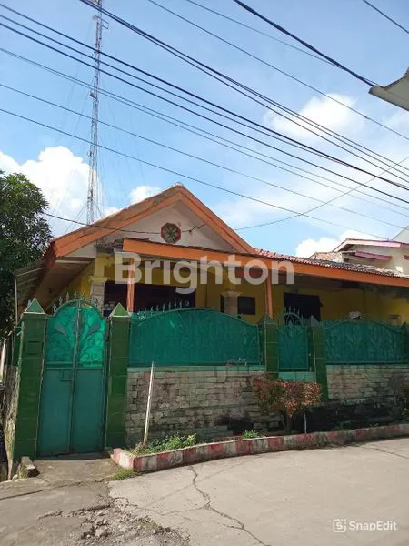 RUMAH STRATEGIS DEKAT STASIUN BOJONGGEDE