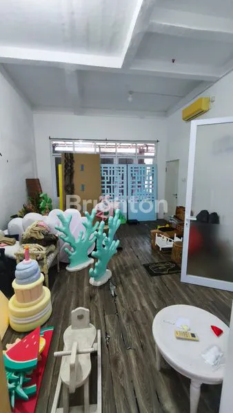 image RUMAH INDUSTRIAL MEWAH 2LT DI LEBAK ARUM, KENJERAN, SHM (7)