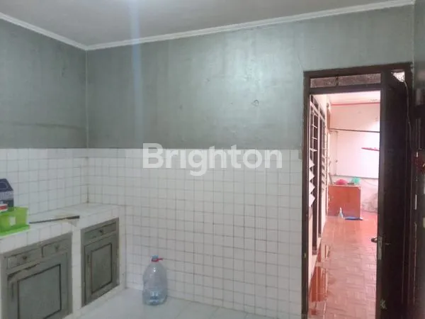 image RUMAH 1 LANTAI CIPETE UTARA KEBAYORAN BARU JAKARTA SELATAN  (5)