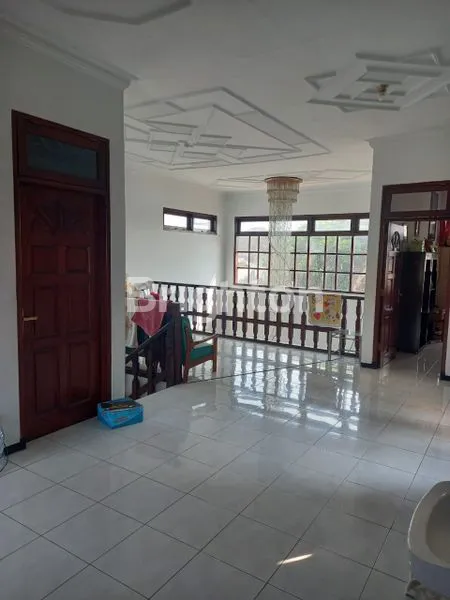 image RUMAH MEGAH DI BUKIT DIENG KOTA MALANG (8)