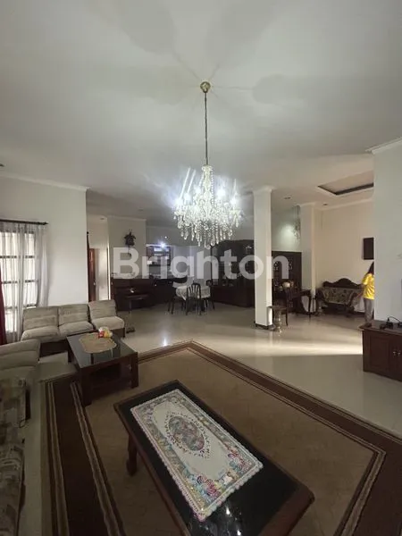 image RUMAH MEWAH 297M² DI TURANGGA - LINGKUNGAN ELITE BANDUNG (5)